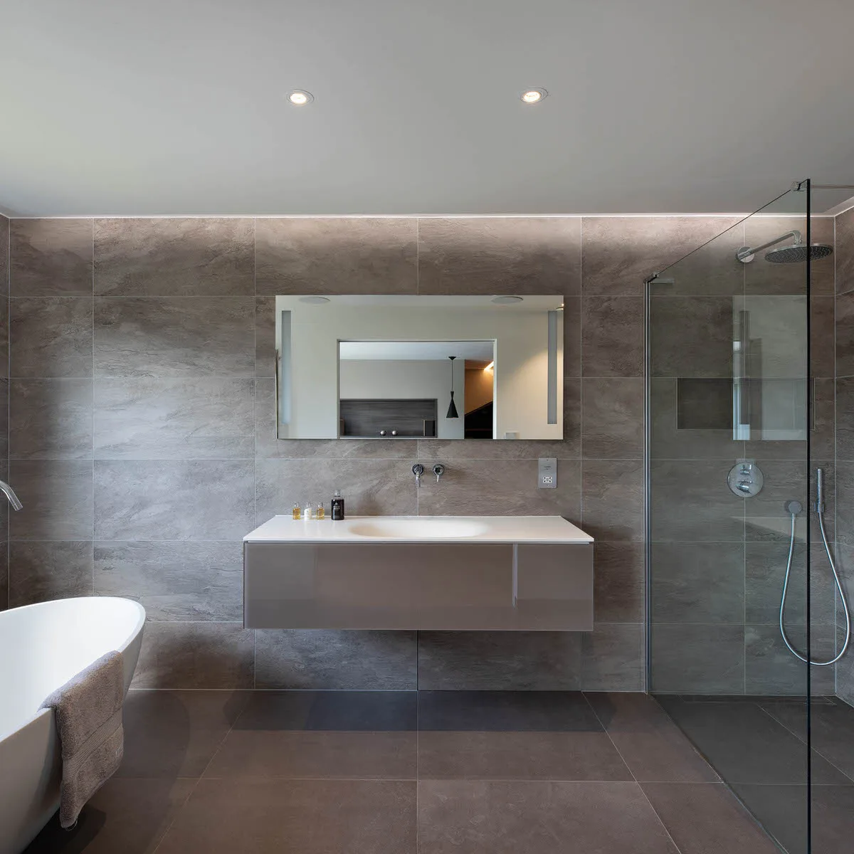 Contemporary new build home in Wimbledon by QUBED Architecture