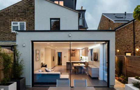 Modern rear kitchen extension designed by Wimbledon architects QUBED